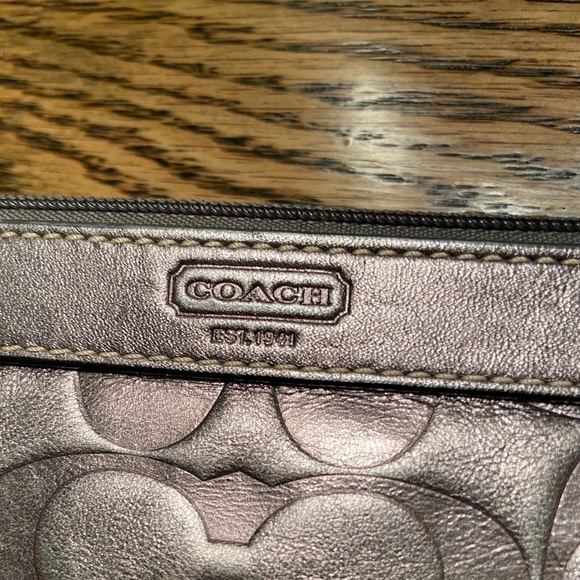 Coach Wristlet - Picture 3 of 6